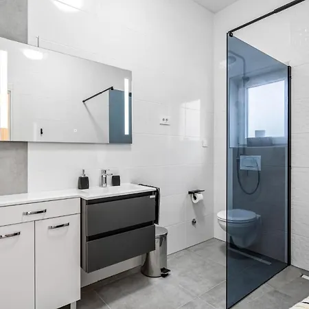 Gorgeous In With Kitchen Vodice