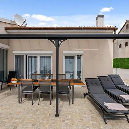 Gorgeous In With Kitchen Holiday home Vodice