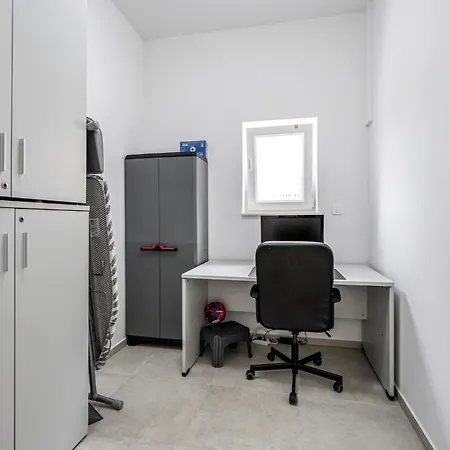 Gorgeous In With Kitchen *