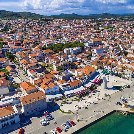 Vikendica Gorgeous In With Kitchen *