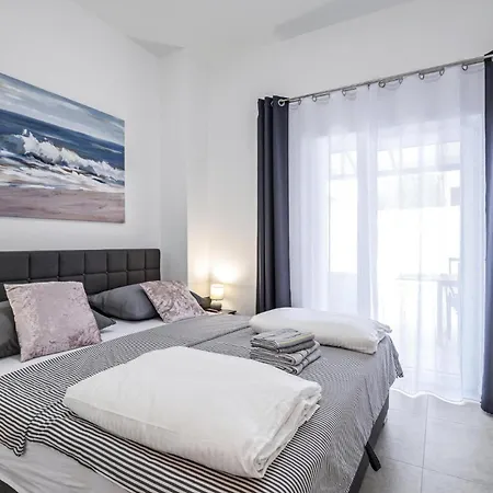 Gorgeous In With Kitchen *