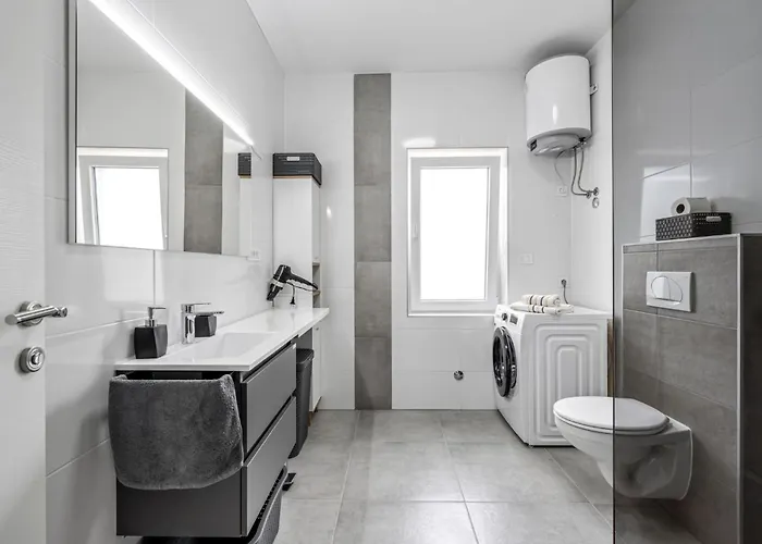 Gorgeous In With Kitchen *