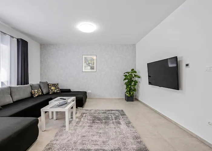 Сasa de vacaciones Gorgeous In With Kitchen Vodice