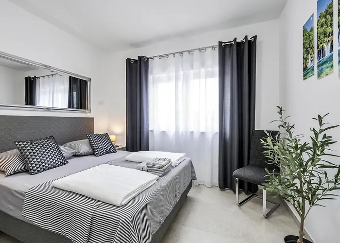 Сasa de vacaciones Gorgeous In With Kitchen