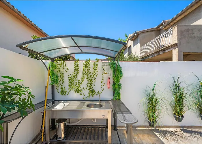 Gorgeous In With Kitchen Vodice